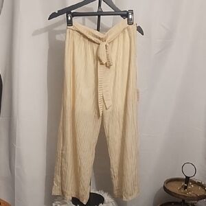 women's beige pants
